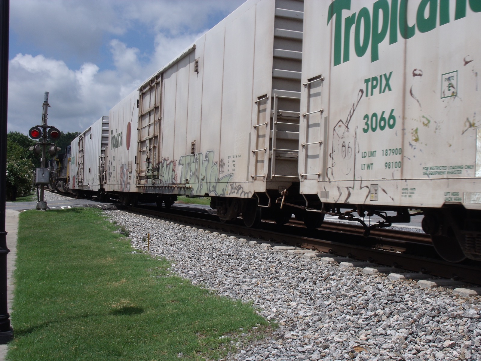 Tropicana branded rail cars photographed in 2009